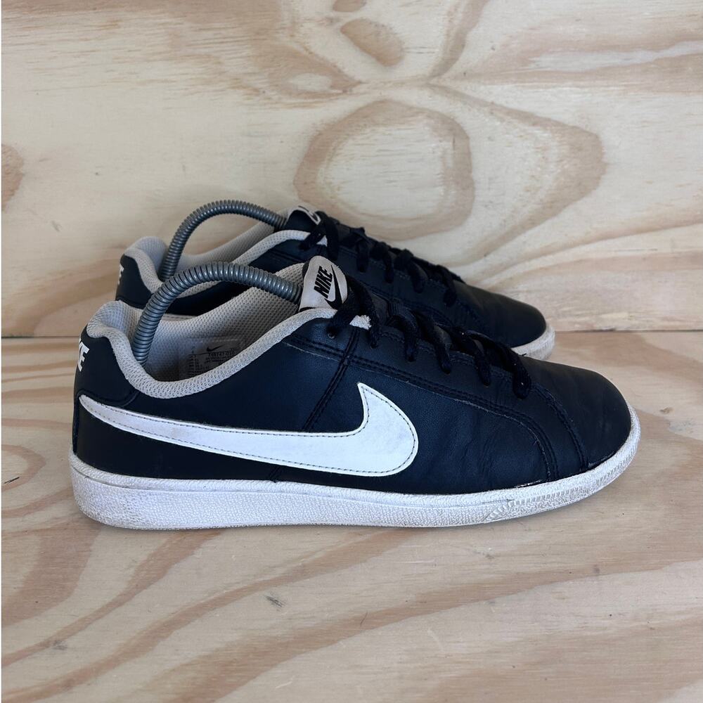 Nike - Court Royale - Sneakers - Black - Men's - 8 - 749747-010